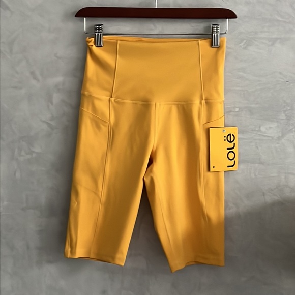 Lole Step Up women's tight shorts in Marigold Colour, Size XS - Picture 2 of 8